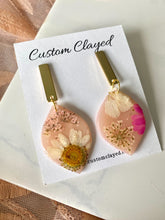 Load image into Gallery viewer, Pressed Flower Dangles (Style 3)
