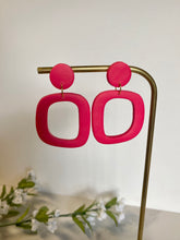 Load image into Gallery viewer, Abstract Square Hoops