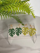 Load image into Gallery viewer, Monstera Dangles